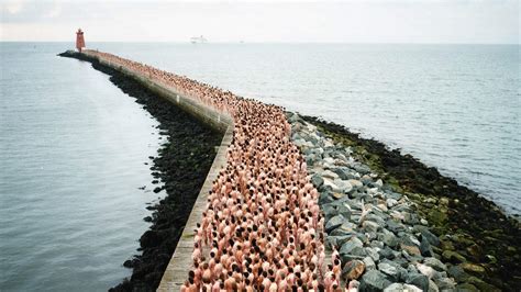 controversial nude girls|The Naked World of Spencer Tunick